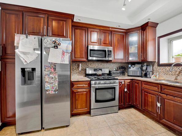 179-50 Anderson Rd, Jamaica NY 11434