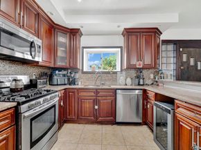 179-50 Anderson Rd, Jamaica NY 11434