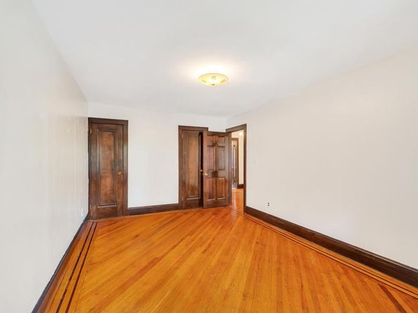 11467 202nd Street, Saint Albans NY 11412