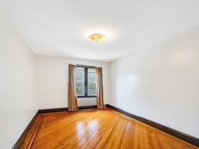 11467 202nd Street, Saint Albans NY 11412