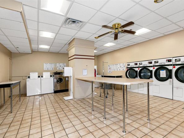271-10 Grand Central Parkway 27N, Floral Park NY 11005