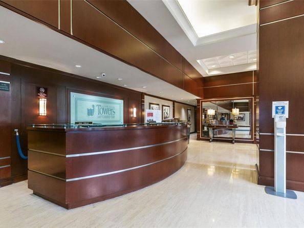 271-10 Grand Central Parkway 27N, Floral Park NY 11005