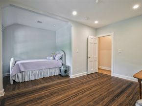 9 Meadow Spring Lane, Glen Cove NY 11542