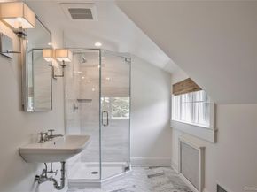 9 Meadow Spring Lane, Glen Cove NY 11542