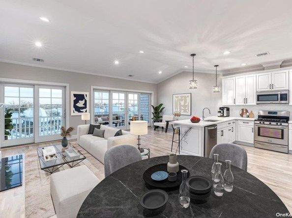 8 Ocean Watch Court, Freeport NY 11520