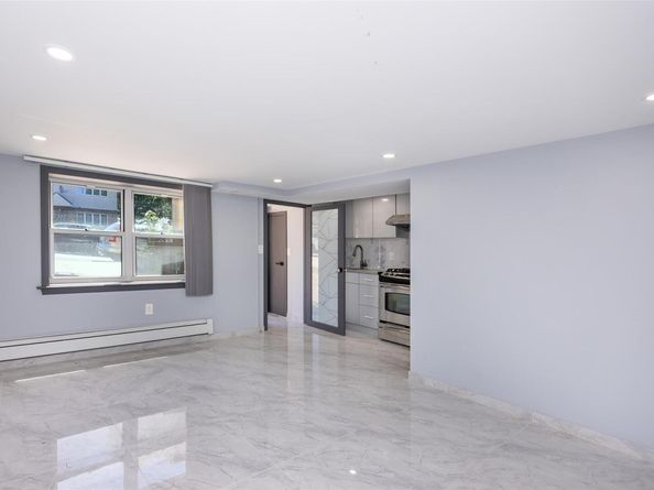60-12 171 Street, Fresh Meadows NY 11365