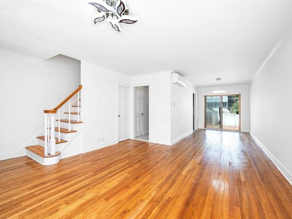 60-12 171 Street, Fresh Meadows NY 11365