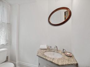 31 Seton Road, Larchmont NY 10538