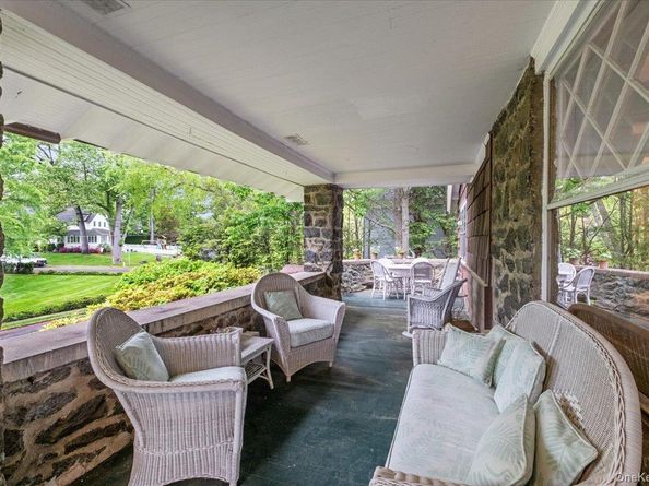 31 Seton Road, Larchmont NY 10538