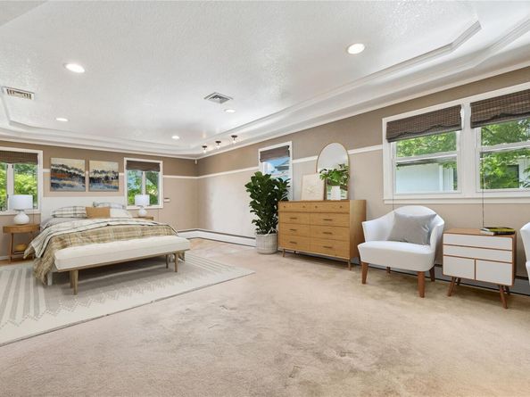 764 Sherwood Court, North Woodmere NY 11581
