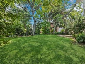 764 Sherwood Court, North Woodmere NY 11581