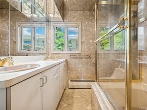 764 Sherwood Court, North Woodmere NY 11581