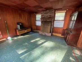 1750 Peconic Bay Boulevard, Laurel NY 11948