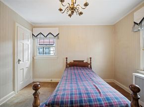 47-44 Glenwood Street, Little Neck NY 11362