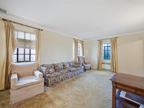 47-44 Glenwood Street, Little Neck NY 11362
