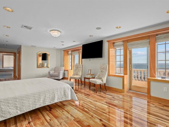 3407 Country Club Road, Bronx NY 10465