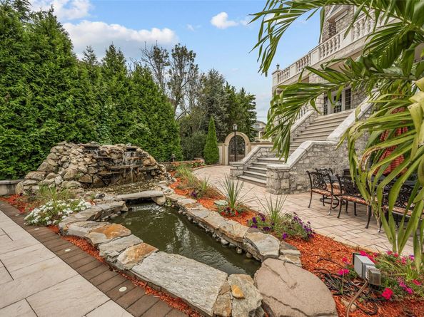 3407 Country Club Road, Bronx NY 10465