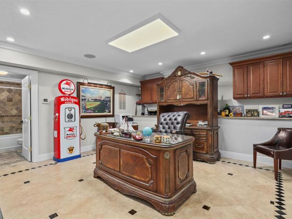 3407 Country Club Road, Bronx NY 10465