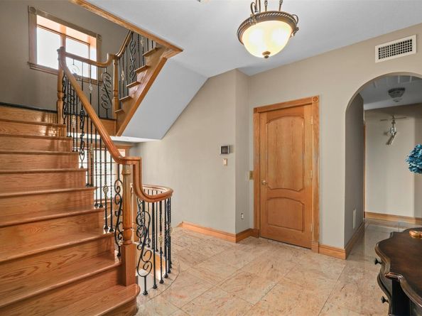3407 Country Club Road, Bronx NY 10465