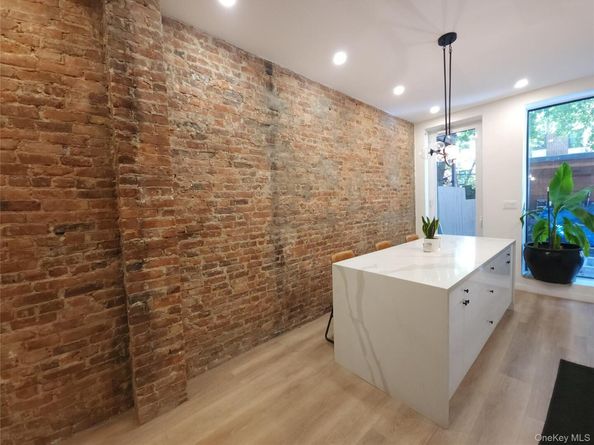 345 Quincy Street A, Brooklyn NY 11216