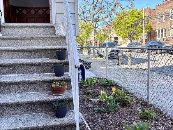 1921 Edison Avenue, Bronx NY 10461