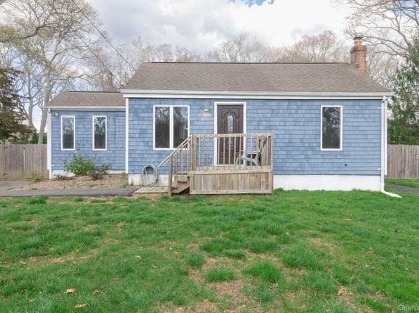 305 Whittier Drive, Mastic Beach NY 11951