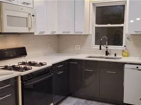 63 E Dover Street, Valley Stream NY 11580