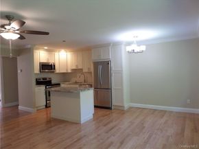 15F Essex Place F, Yorktown Heights NY 10598