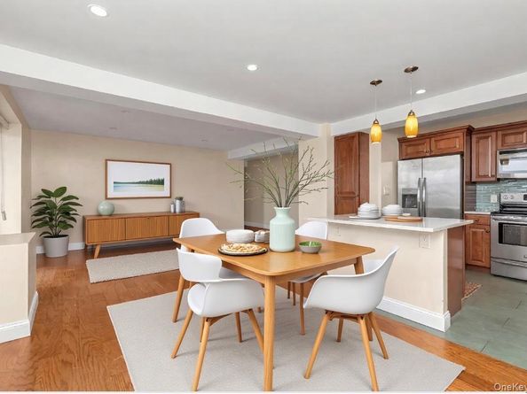 2 Richmond Road 1I, Lido Beach NY 11561