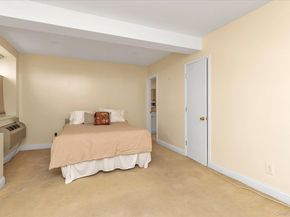 2 Richmond Road 1I, Long Beach NY 11561
