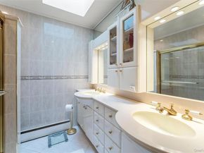 84 Nottingham Road, Manhasset Hills NY 11040