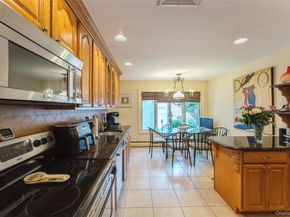 84 Nottingham Road, Manhasset Hills NY 11040