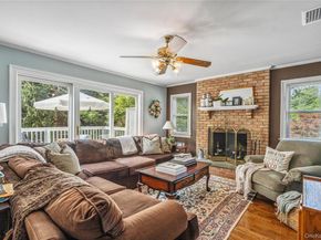 6 Cedar Avenue, Locust Valley NY 11560
