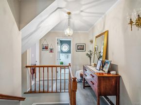 6 Cedar Avenue, Locust Valley NY 11560