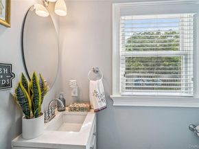 6 Cedar Avenue, Locust Valley NY 11560