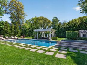 32 Elm Street, Woodbury NY 11797