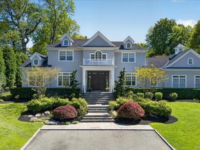 32 Elm Street, Woodbury NY 11797