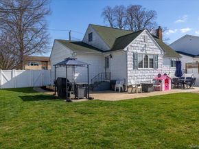 299 37 Street, Lindenhurst NY 11757