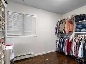299 37 Street, Lindenhurst NY 11757