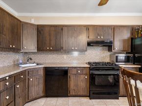 299 37 Street, Lindenhurst NY 11757