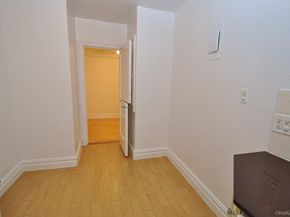 105 Garth Road 4H, Scarsdale NY 10583