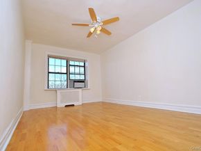 105 Garth Road 4H, Scarsdale NY 10583