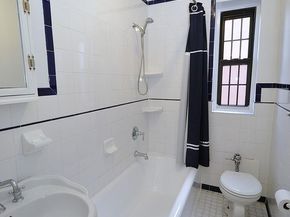 105 Garth Road 4H, Scarsdale NY 10583