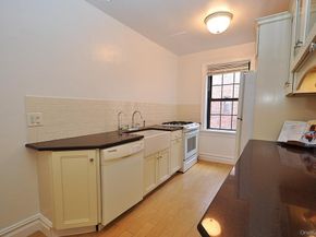 105 Garth Road 4H, Scarsdale NY 10583