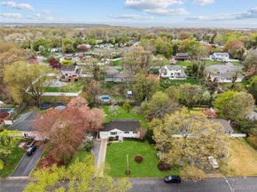 126 Foxdale Lane, Port Jefferson NY 11777