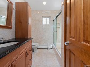31 Woodward Street, Roslyn Heights NY 11577