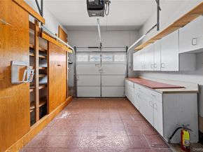 31 Woodward Street, Roslyn Heights NY 11577
