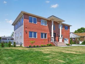 171 South Street, New Hyde Park NY 11040