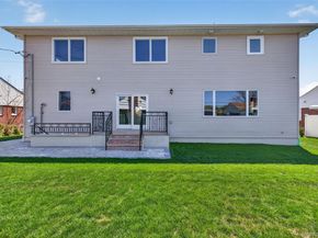 171 South Street, New Hyde Park NY 11040