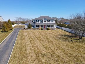 5 Dogwood Lane, East Moriches NY 11940